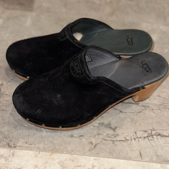 UGG Abbie Black Suede Wooden Clog Mules • Size 6 - Picture 4 of 11